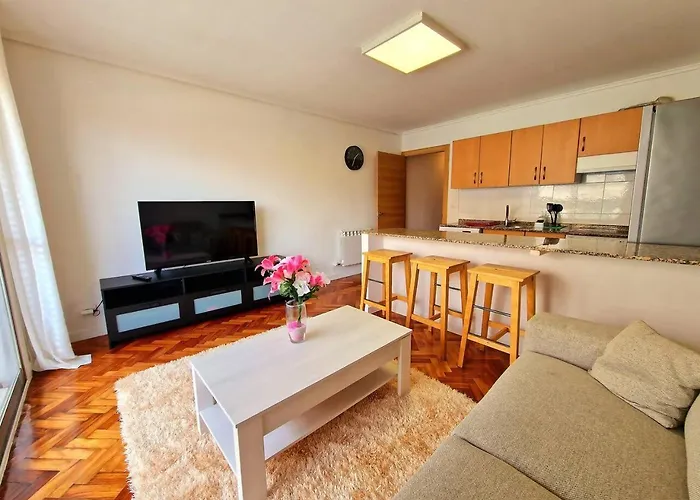 Chabos Plaza Espana Centro * Vigo